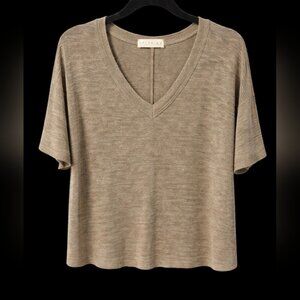 Dress Up | Heathered Taupe V-Neck Knit Top | Medium